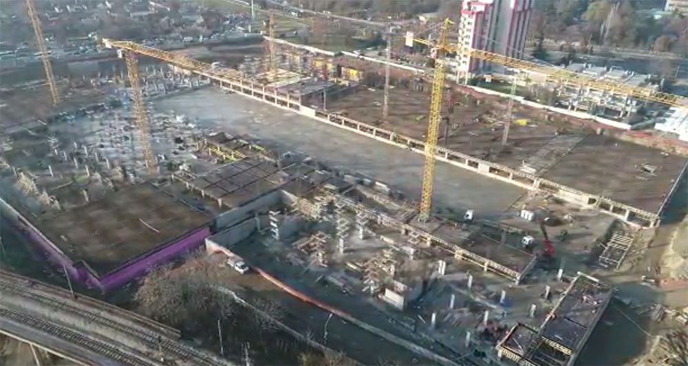 Construction of 200K Square Meters City Mall